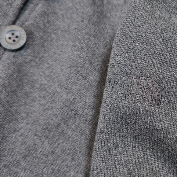 The North Face Crescent Sunshine Fleece Hoodie (Women's) - Picture 5 of 7